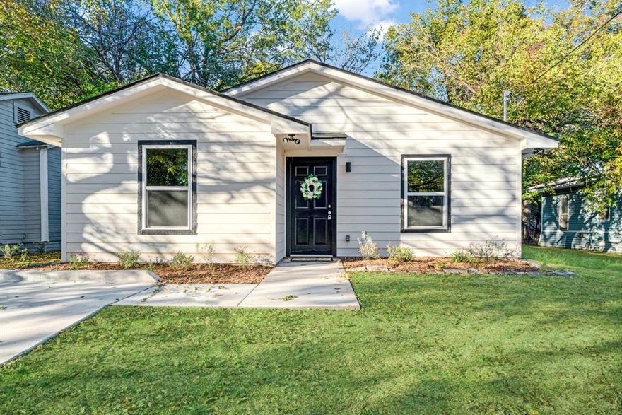 WOW!, Take a look! Beautiful 3 bedroom 2 bath new construction home built within the City of Paris, Texas. Energy efficient, appliances in place and large fenced back yard! Offering 1,090 sq ft of living, granite countertops, neutral colors and all the amenities. Here is a perfect opportunity to trade in your rent payment for a mortgage payment! Sellers goal is to provide quality affordable housing and this one is it! Down payment assistance as well as other programs available to qualified buyers.