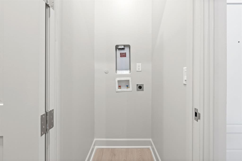 Mansfield R A - Residential