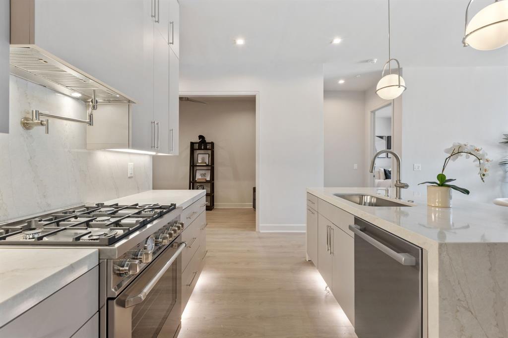 Mansfield R A - Residential