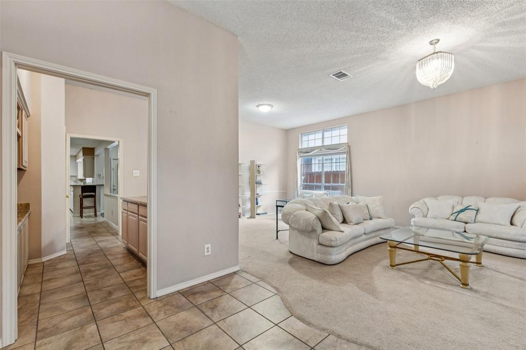 1611 Caplin Drive