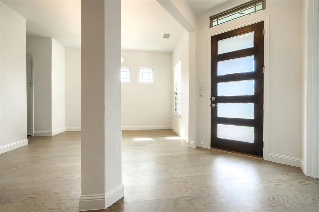 3500 Helios Lane