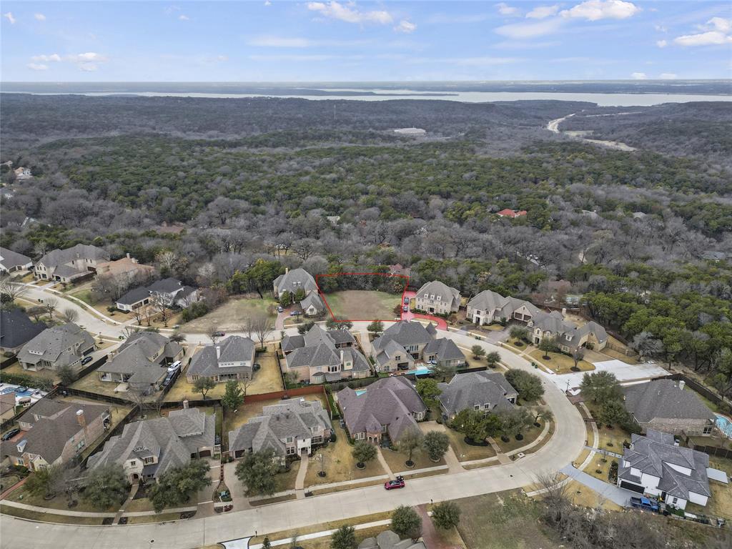 933 Belclaire Circle