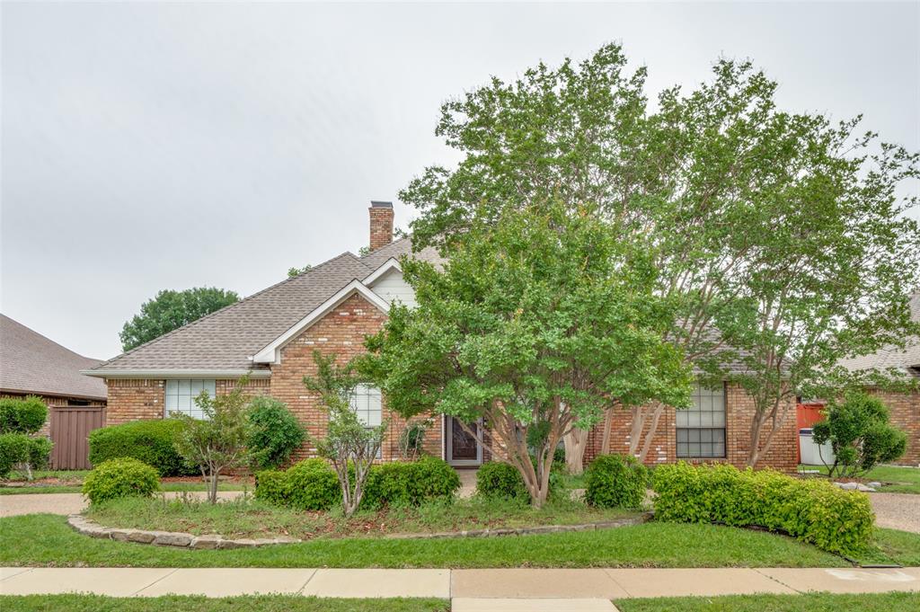 908 Willow Brook Drive