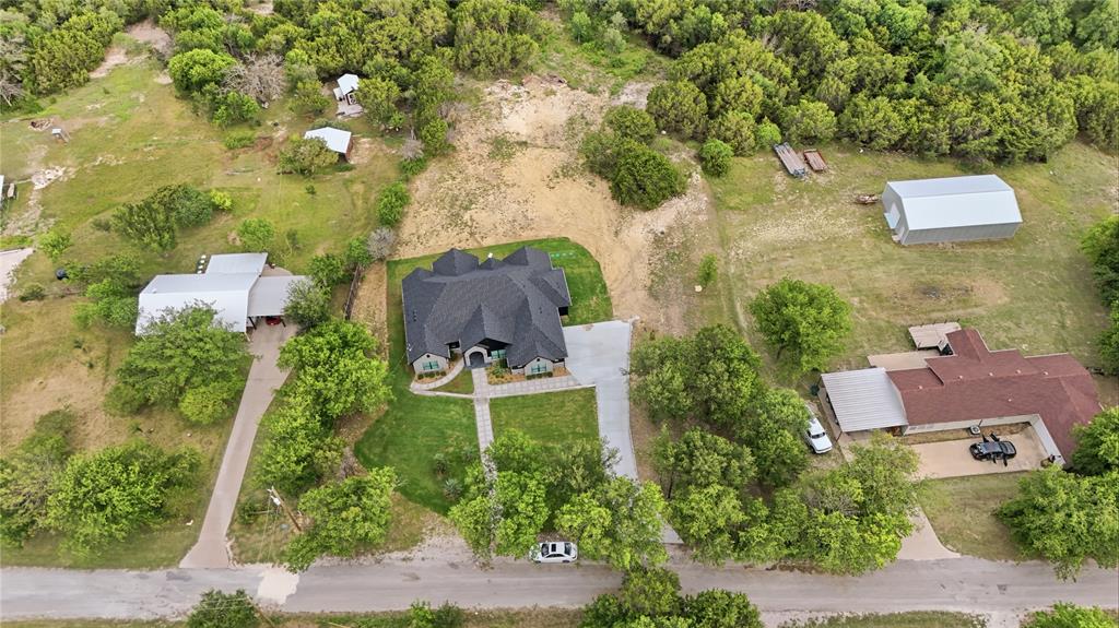 208 N Mountain Ridge