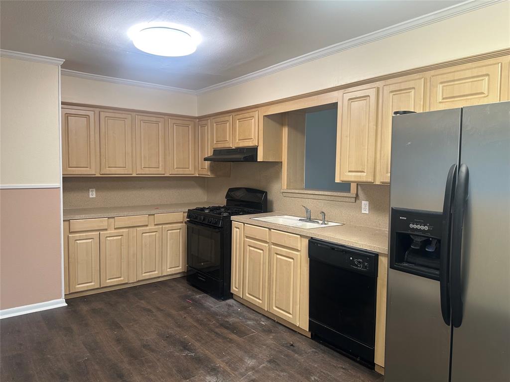 Southern Gardens Sub - Residential Lease