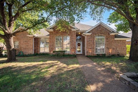 6112 Club House Drive North Richland Hills TX 76148