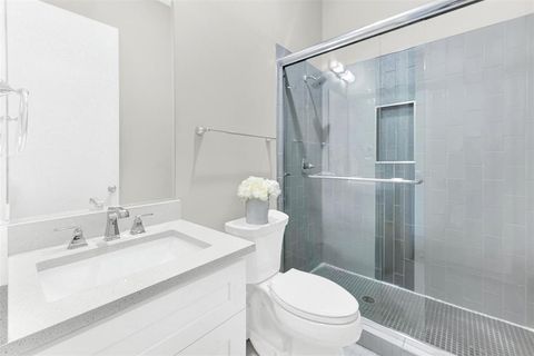 Tiny photo for 4060 Spring Valley Road #105, Farmers Branch, TX 75244 (MLS # 21144899)