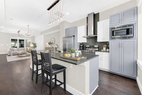 Tiny photo for 4060 Spring Valley Road #105, Farmers Branch, TX 75244 (MLS # 21144899)