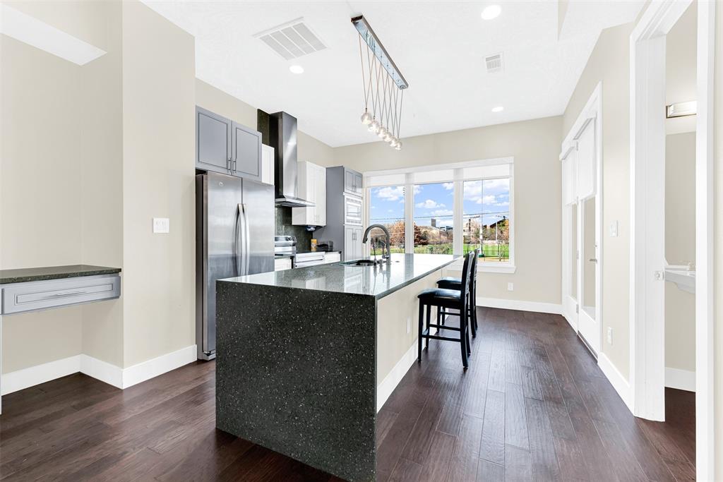 Vita Spring Valley - Residential