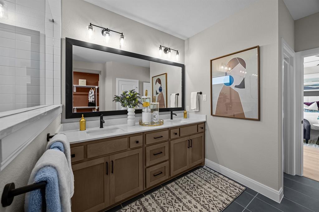 9141 Amilie Vue Lane