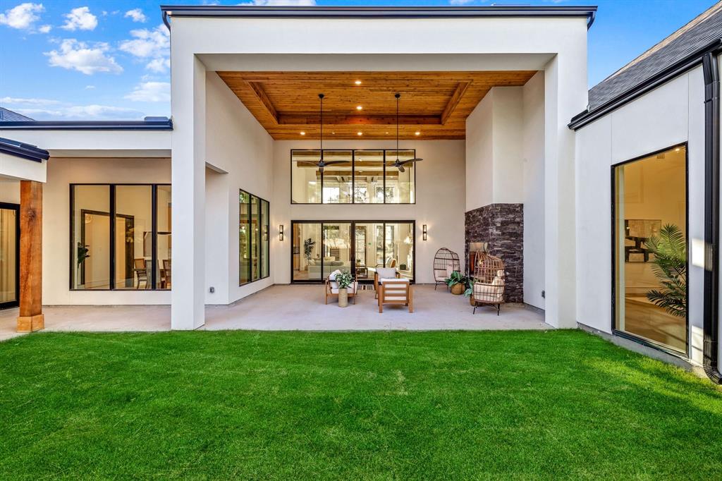 Preston Manor - Residential