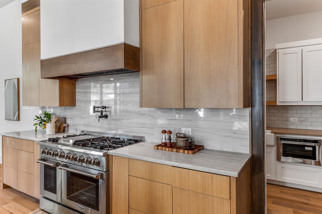 Preston Manor - Residential