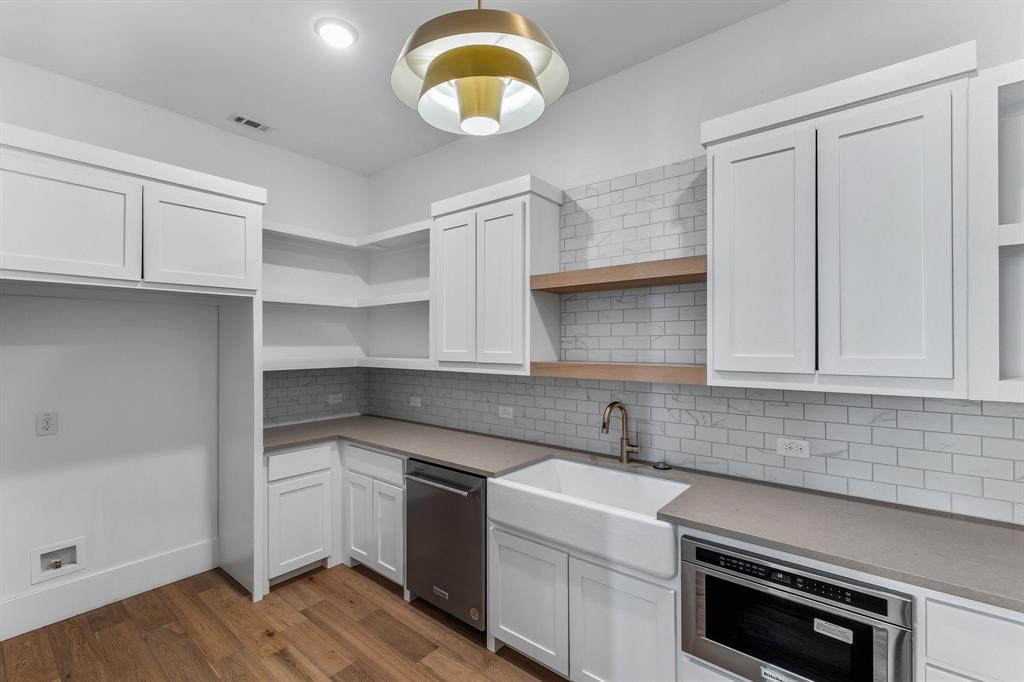 Preston Manor - Residential