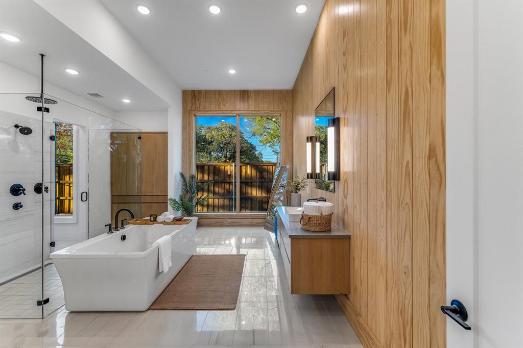 Preston Manor - Residential