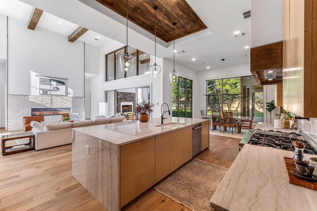 Preston Manor - Residential