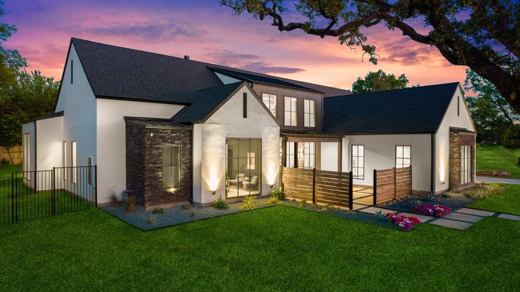 Preston Manor - Residential