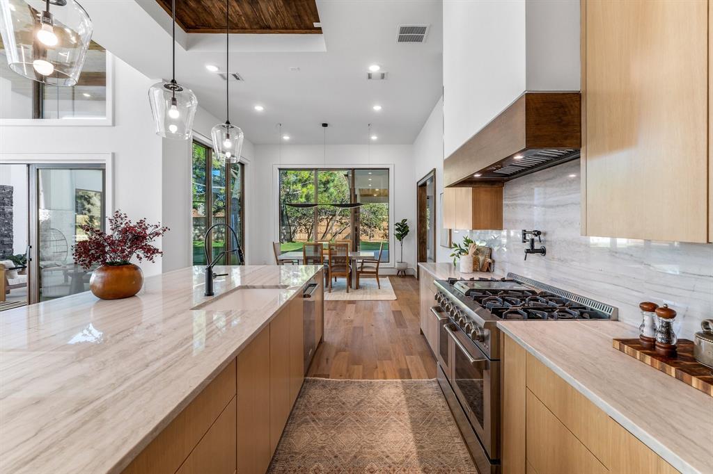 Preston Manor - Residential