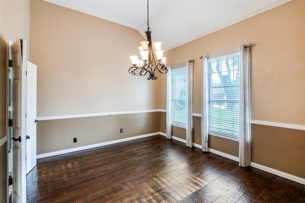 5613 Vicksburg Place