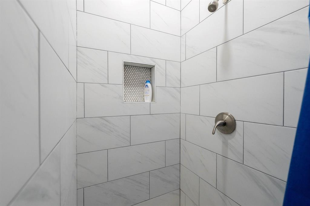 Zangs Crystal Hill Add - Residential