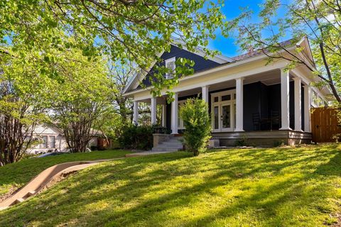 918 Elsbeth Street Dallas TX 75208