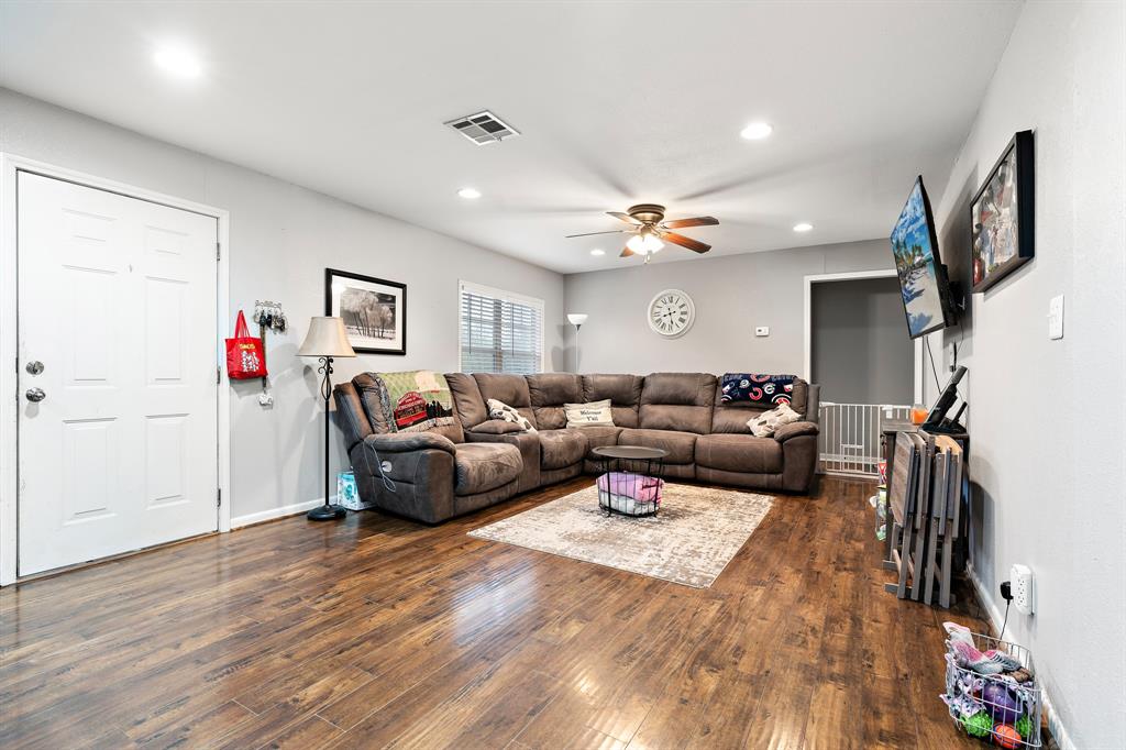 Live Oak Annex - Residential