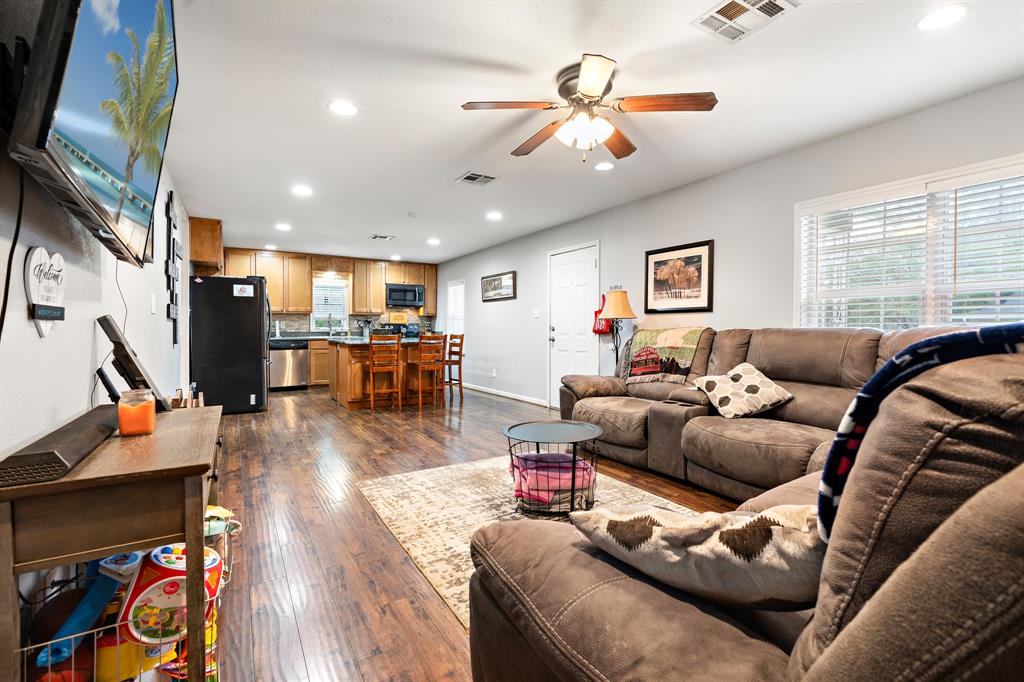 Live Oak Annex - Residential