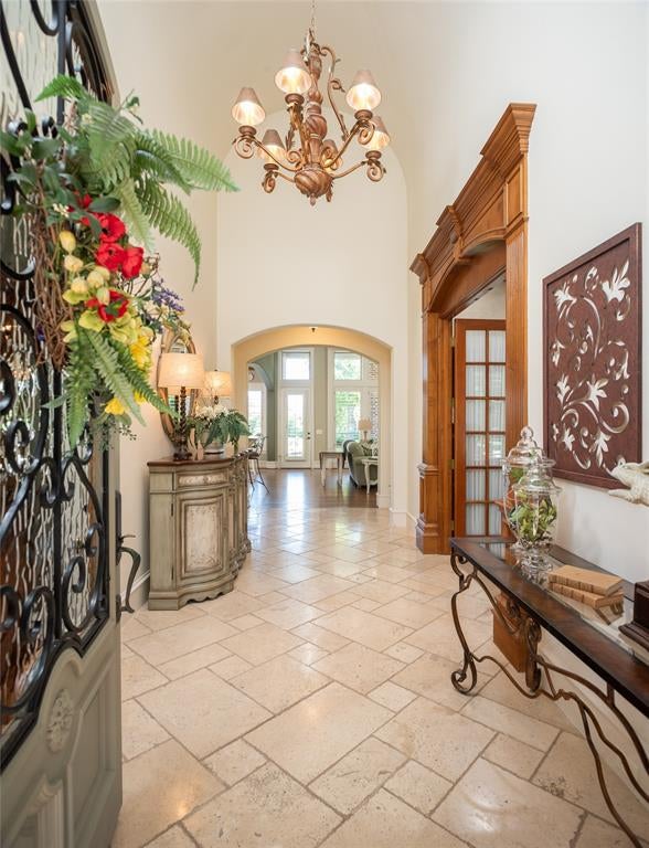 2701 Fair Oaks Lane