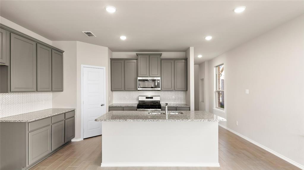 Devonshire - Residential