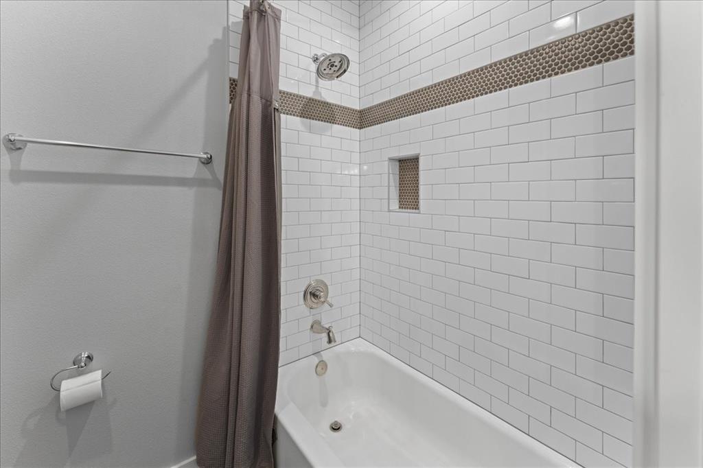 The Cove Lake Fork - Residential