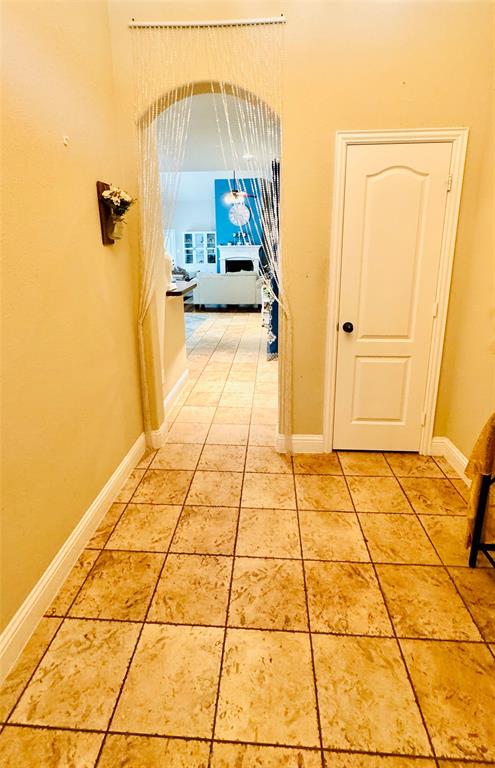 8105 Winter Falls Trail