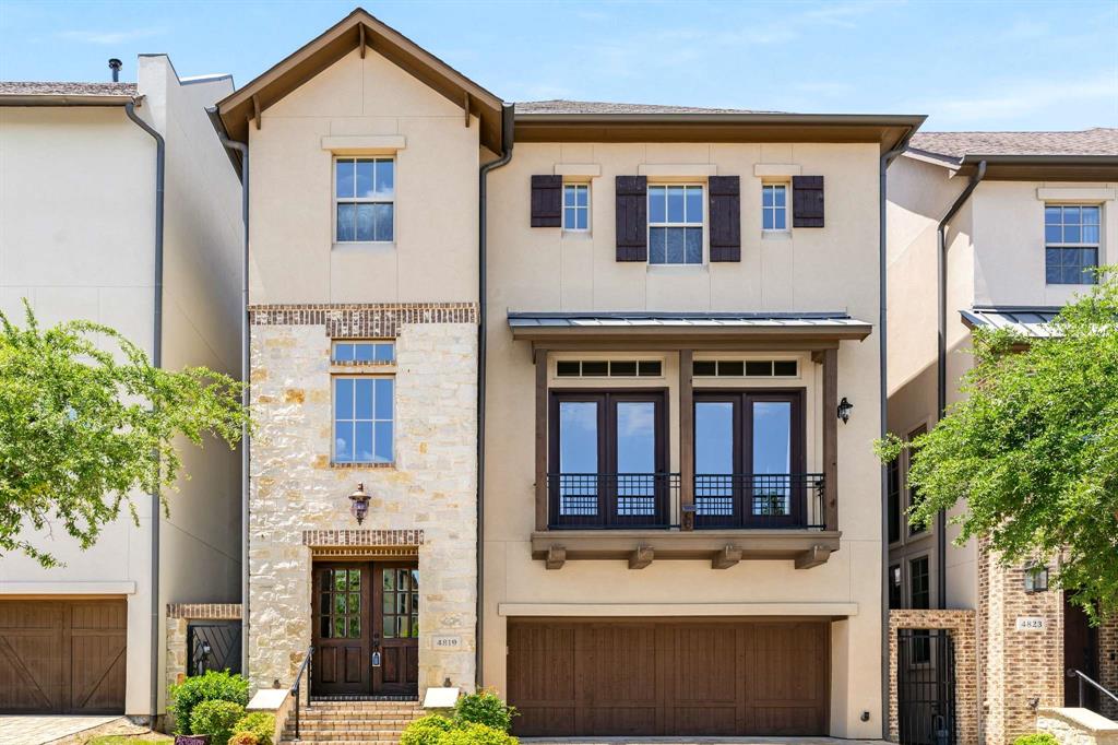 Vue Las Colinas - Residential