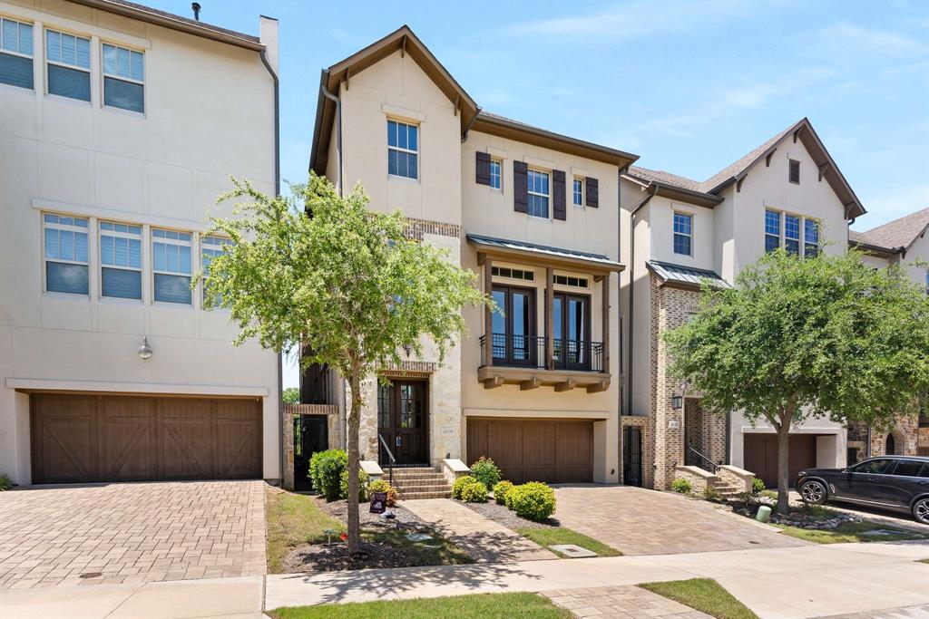 Vue Las Colinas - Residential