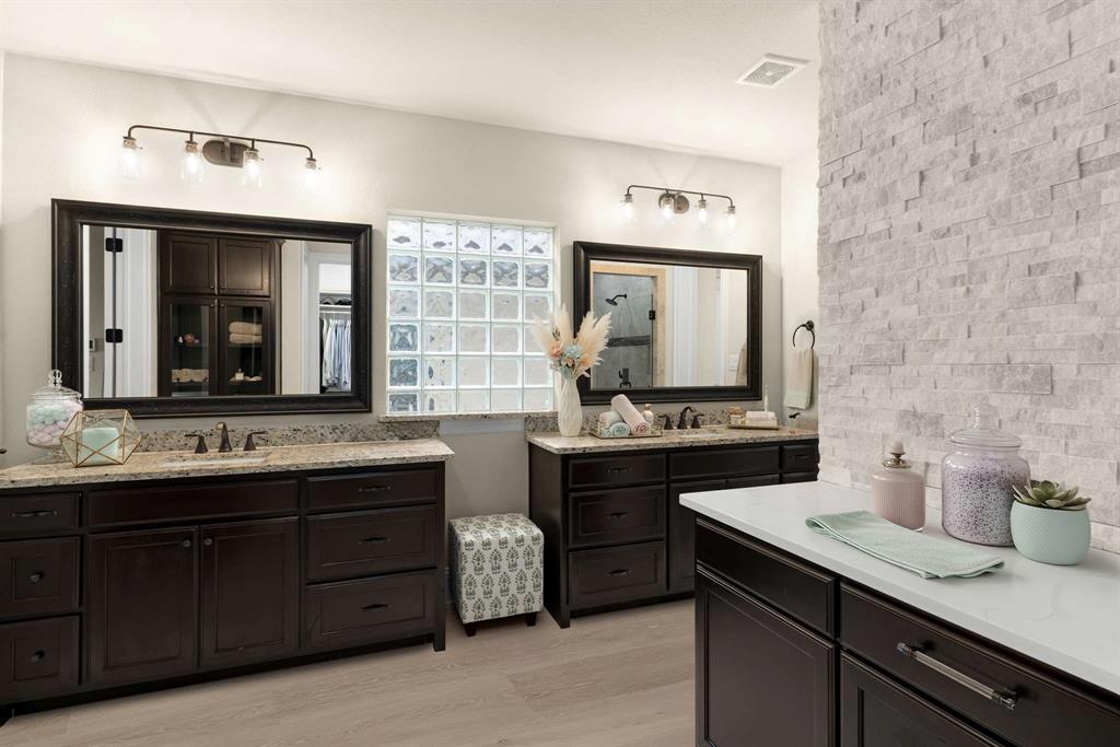 Vue Las Colinas - Residential