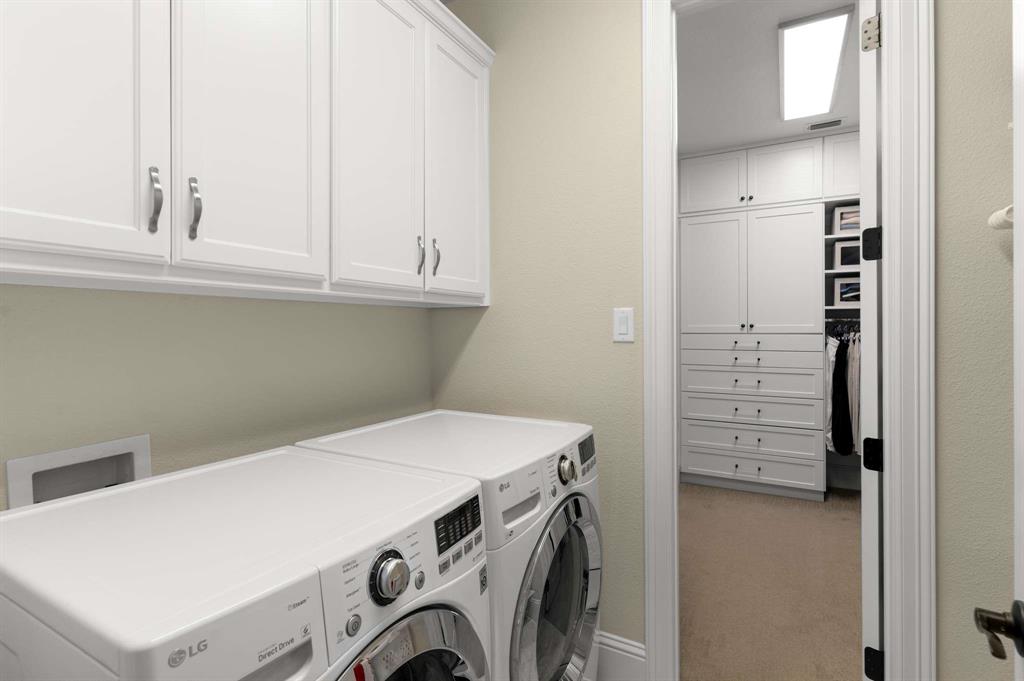 Vue Las Colinas - Residential