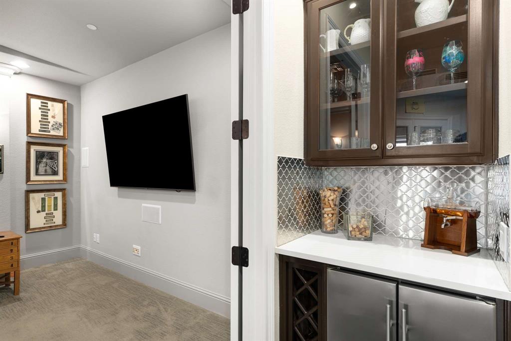 Vue Las Colinas - Residential