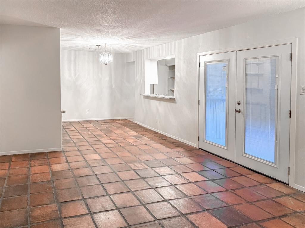 5138 Amesbury Drive 110 - Photo 3
