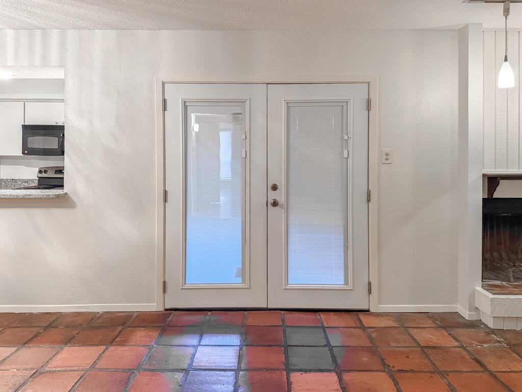 5138 Amesbury Drive 110 - Photo 4