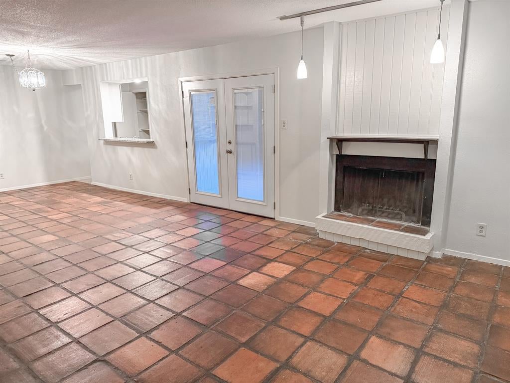 5138 Amesbury Drive 110 - Photo 2