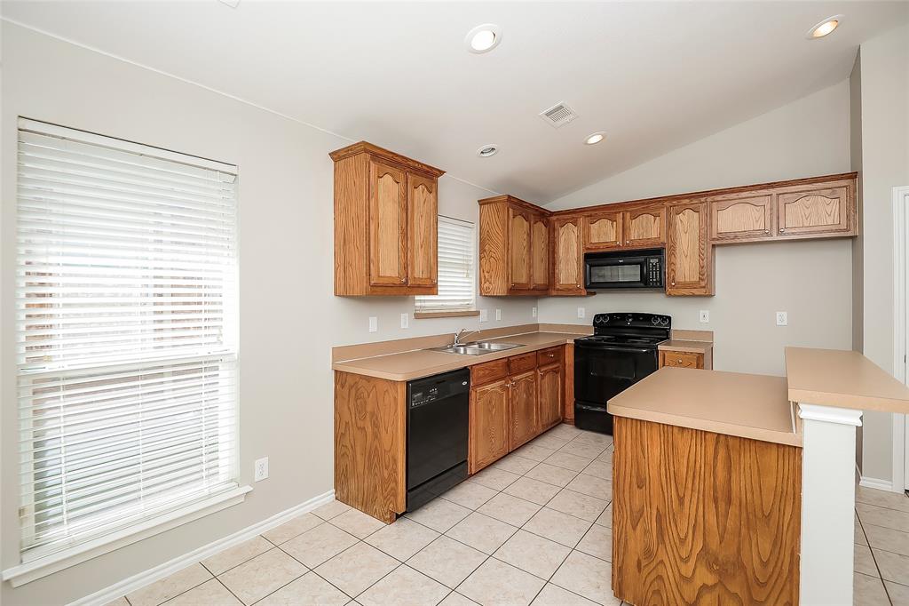 Alexandra Meadows - Residential Lease