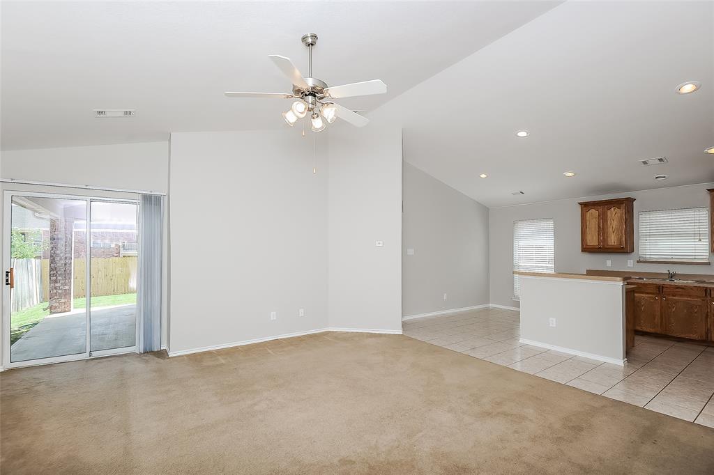 Alexandra Meadows - Residential Lease