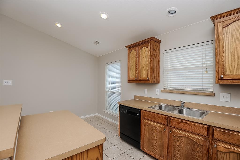 Alexandra Meadows - Residential Lease