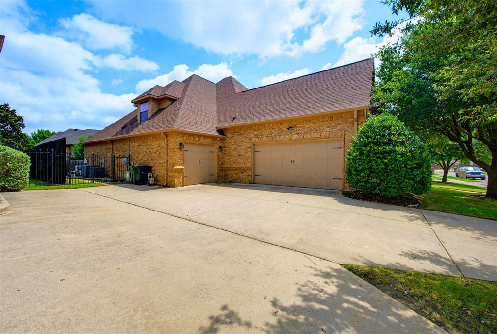 Forest Glenn West - Residential