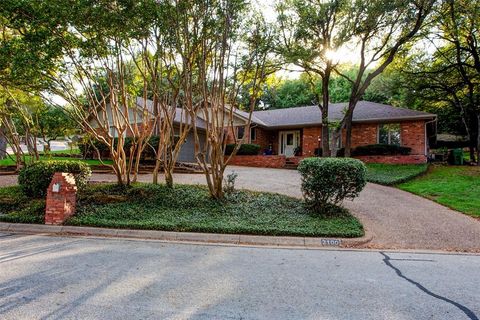 2100 Lakehill Court Arlington TX 76012