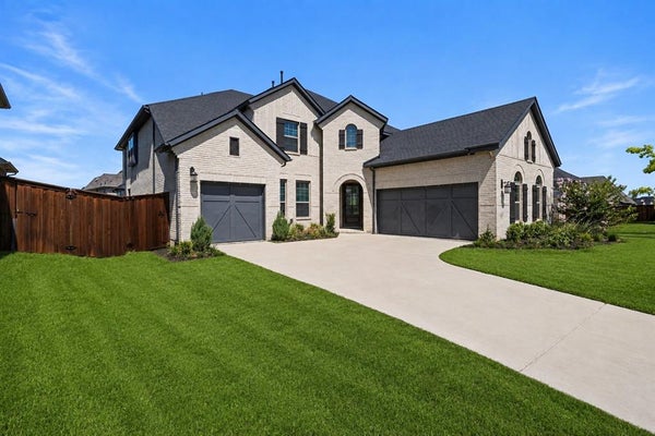 4125 FALL ASTER WAY, AUBREY, TX 76227 - Image b85ade2ce352e4108ca77055d0495c01/1188518542