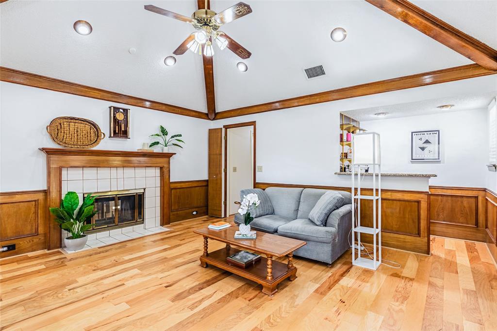 Fox Glenn Estate - Residential