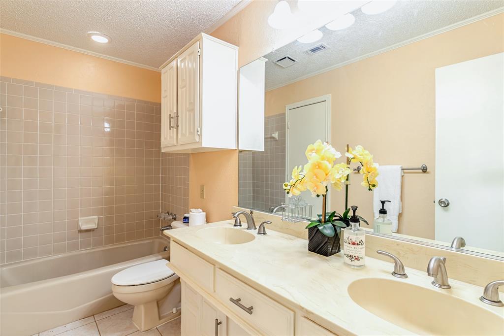 Fox Glenn Estate - Residential