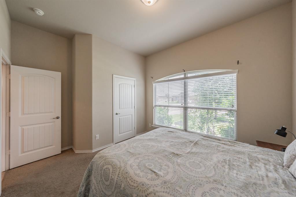 1719 Cross Creek Lane