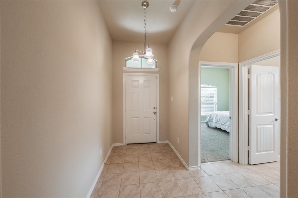 1719 Cross Creek Lane