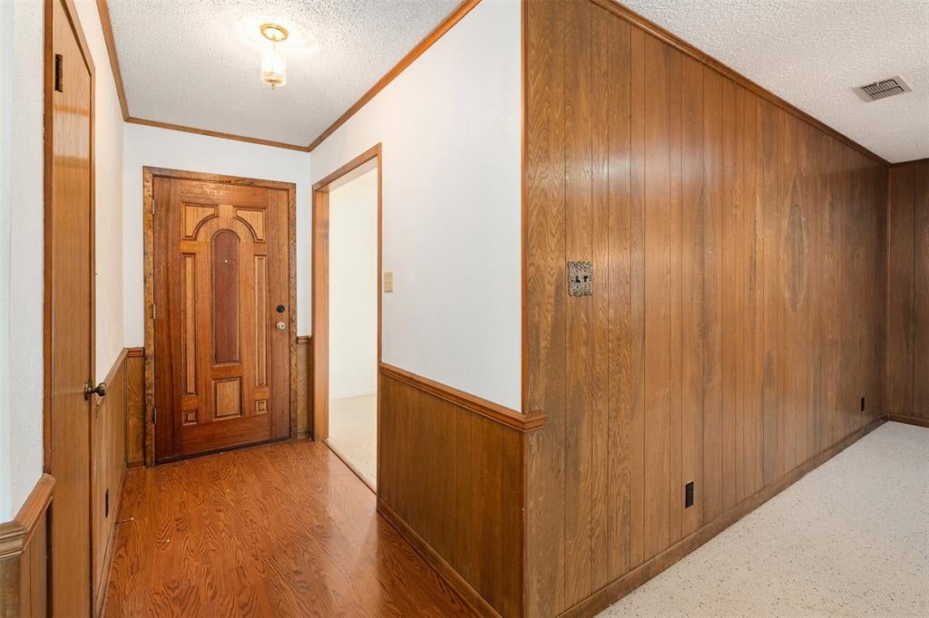 925 Bradley Drive