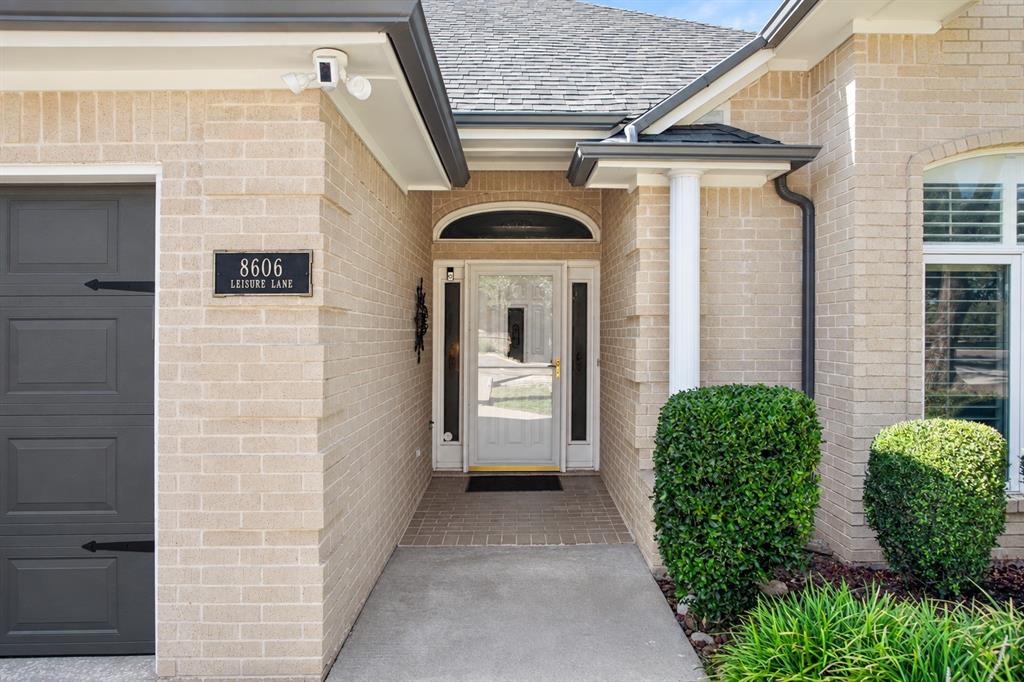 8606 Leisure Lane